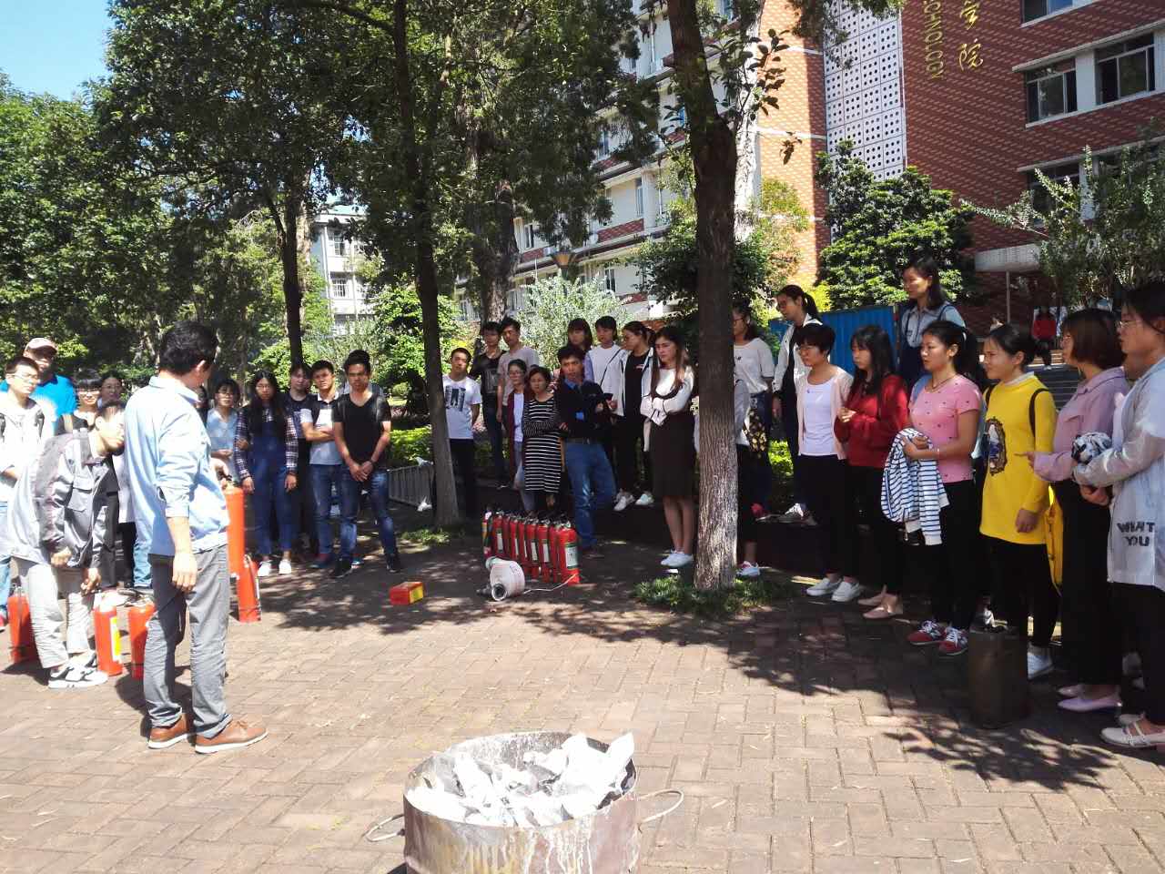 细胞生物学系开展消防安全培训